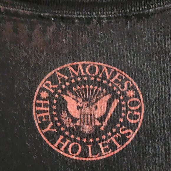 Ramones Shirt Youth Large Band Tee Punk Rock 2008 Graphic Music Vintage Style - Picture 8 of 10